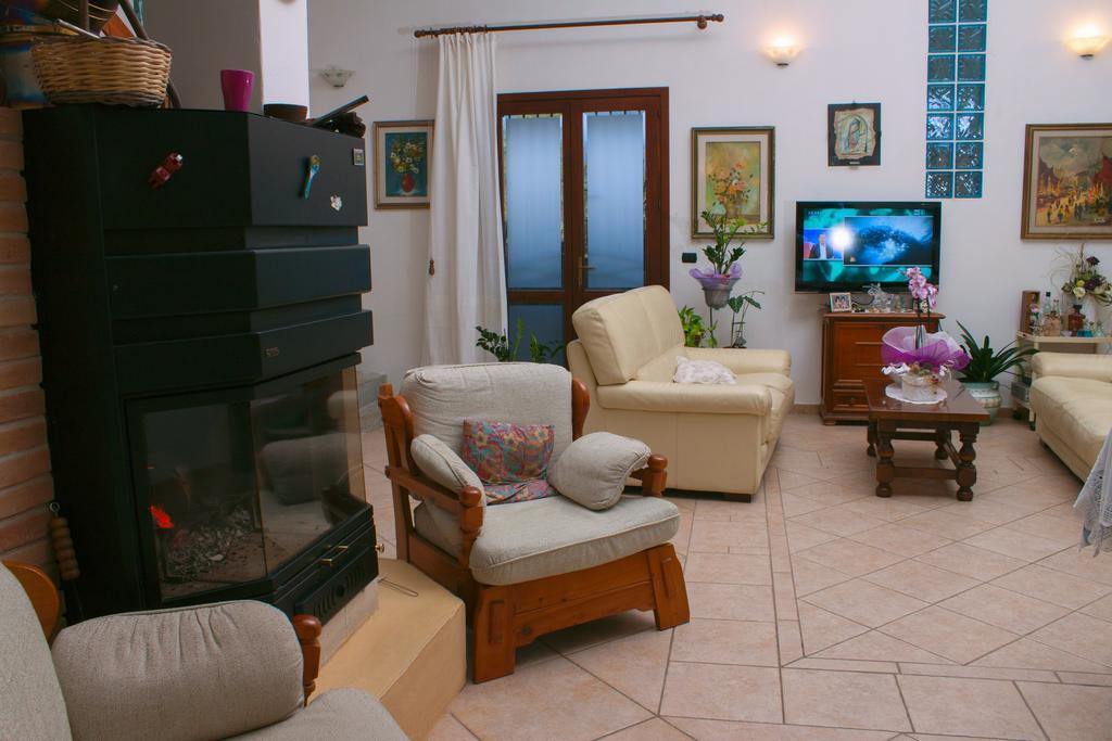Bed and Breakfast Il Vecchioliveto Di Ornella Marrùbiu Pokój zdjęcie