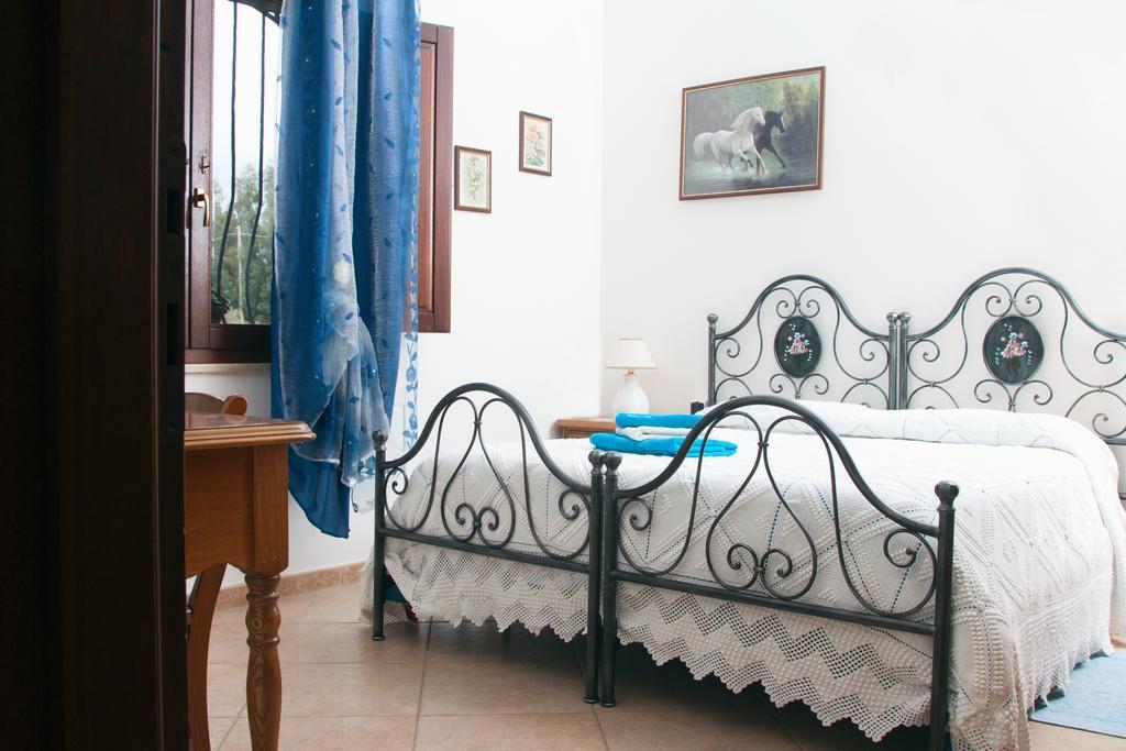 Bed and Breakfast Il Vecchioliveto Di Ornella Marrùbiu Pokój zdjęcie