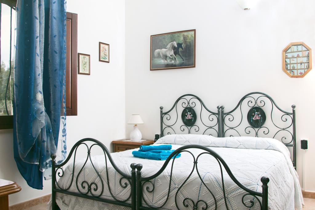 Bed and Breakfast Il Vecchioliveto Di Ornella Marrùbiu Pokój zdjęcie